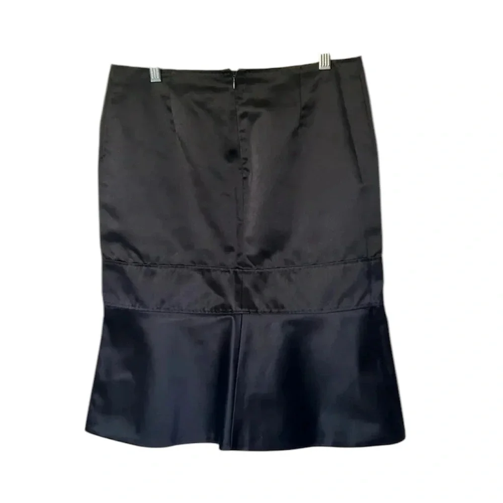 Gianfranco Ferre vintage black satin pencil skirt flare hem Size 40 Size 4 - Picture 6 of 8
